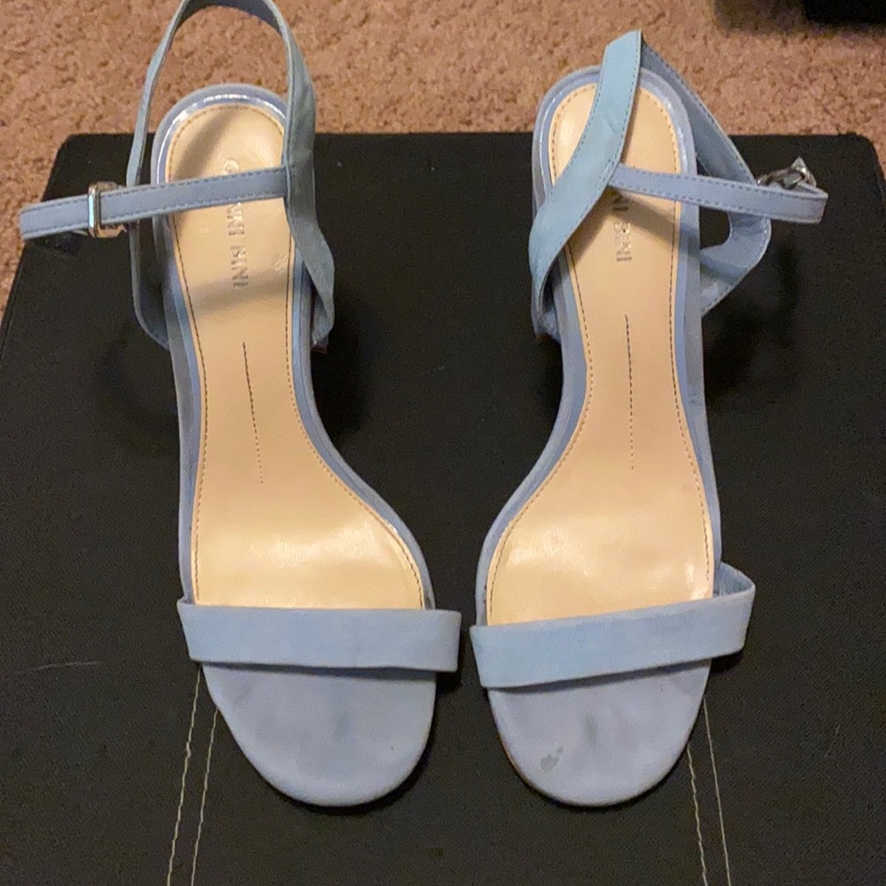 Gianni Bini Baby Blue Strappy Block Heels Size 9.5